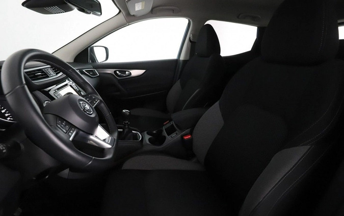 Nissan Qashqai cena 75000 przebieg: 27566, rok produkcji 2018 z Węgrów małe 379